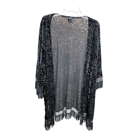 Torrid Women’s Black Velvet Burnout Floral Fringe Open Front Semi-Sheer Kimono - Picture 3 of 8